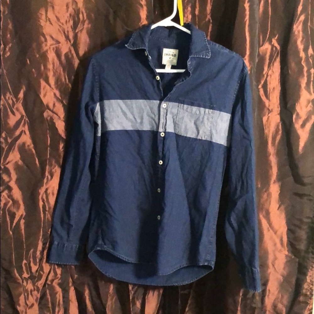 American Eagle classic fit woven long sleeve